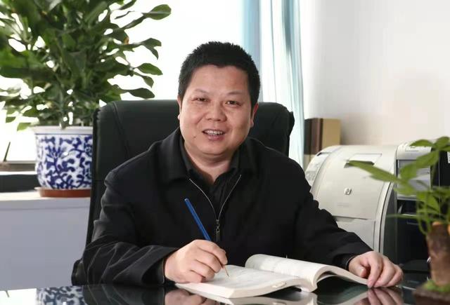 全国政协委员钟章队：超特大城市应建设市域铁路环线(图1)