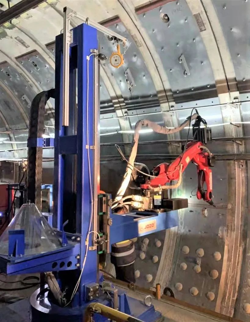 自主研发！地铁隧道维保界“焊接小能手”——自动焊接机器人(图2)