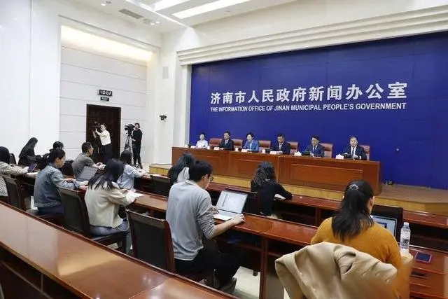 济南国际机场二期改扩建工程将预留地铁、高铁接入条件(图1)