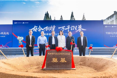 中交一公局韓國明在蘇州會見蘇州軌道交通集團黨委書記(圖2)