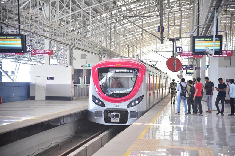 中国造新孟买第一条地铁线正式开始运营(图1)