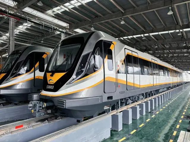成都軌道交通資陽(yáng)線(xiàn)首列電客車(chē)順利抵達(dá)臨空車(chē)輛段 多條在建線(xiàn)路進(jìn)度刷新(圖1)