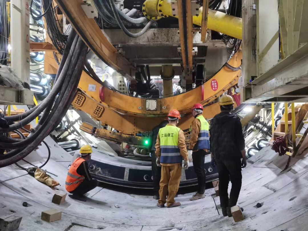 上海市域鐵路機場聯絡線13標“建晟號”盾構機順利始發(圖2)
