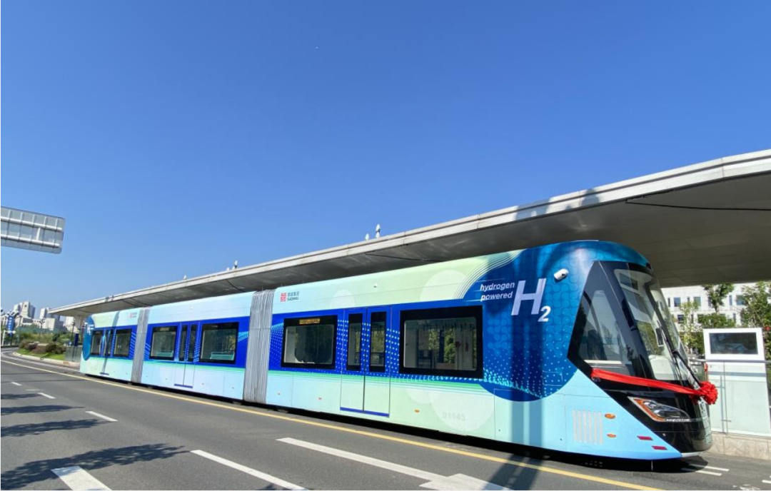 全國首發！宜賓氫能源智軌電車正式投運(圖1)