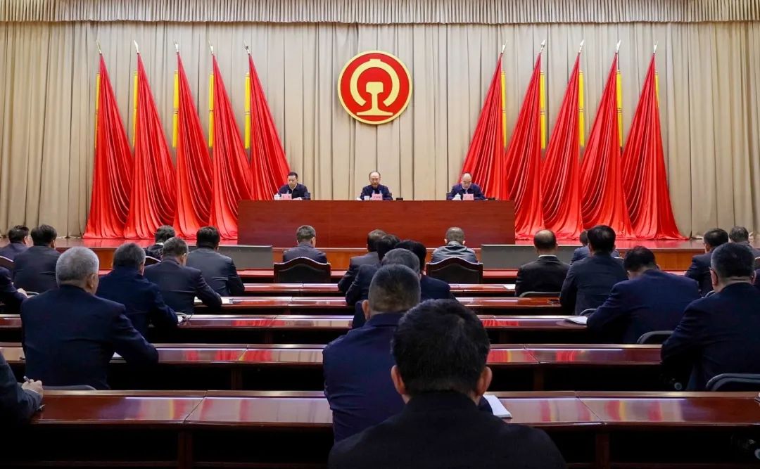 王立中任中國鐵路太原局集團有限公司黨委委員、副書記、董事(圖1)