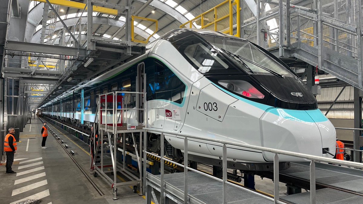 3-25050FS354291.jpg