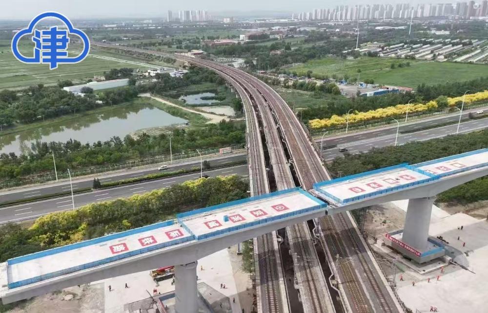 京濱城際鐵路濱海特大橋完成 雙墩同步轉體施工(圖1)
